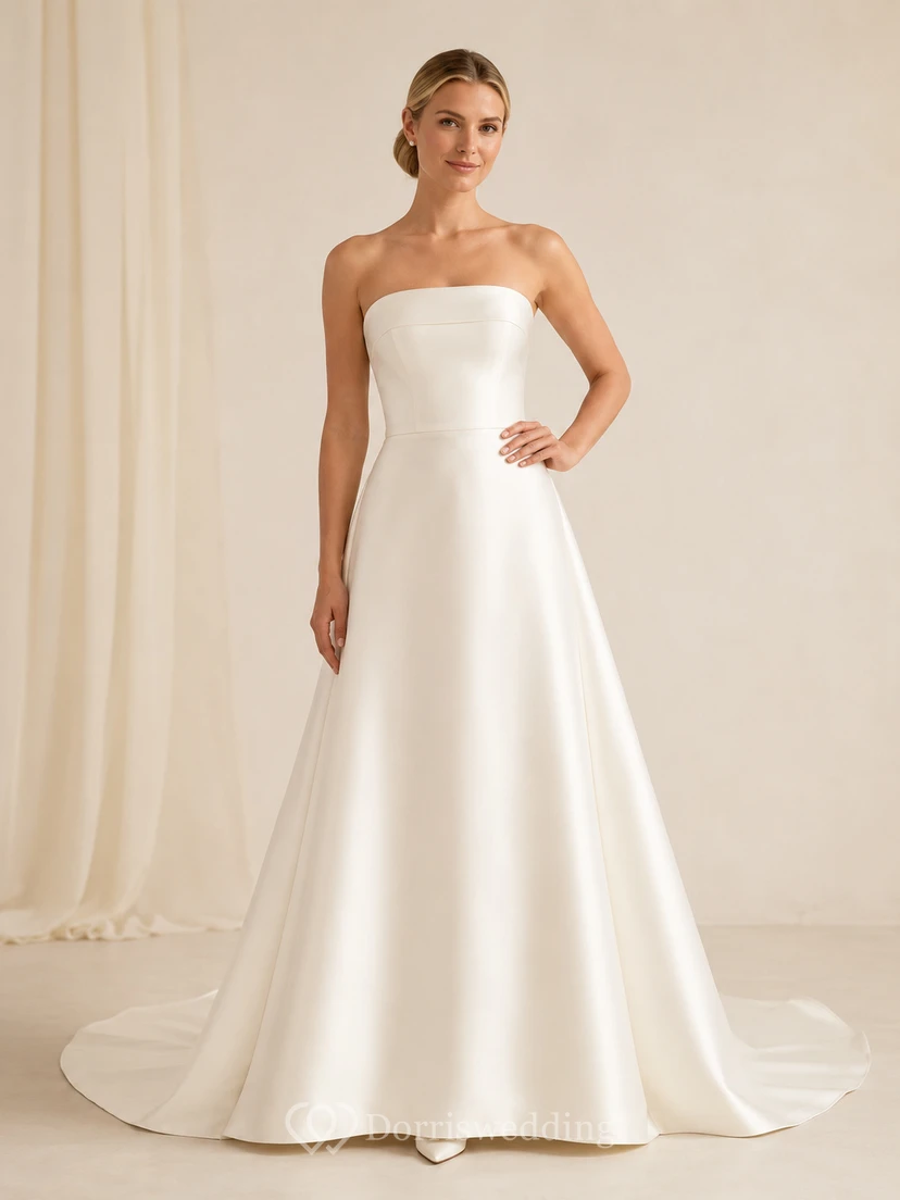 Brautkleid aus Satin, A-Linie, trägerlos, mit Schleppe