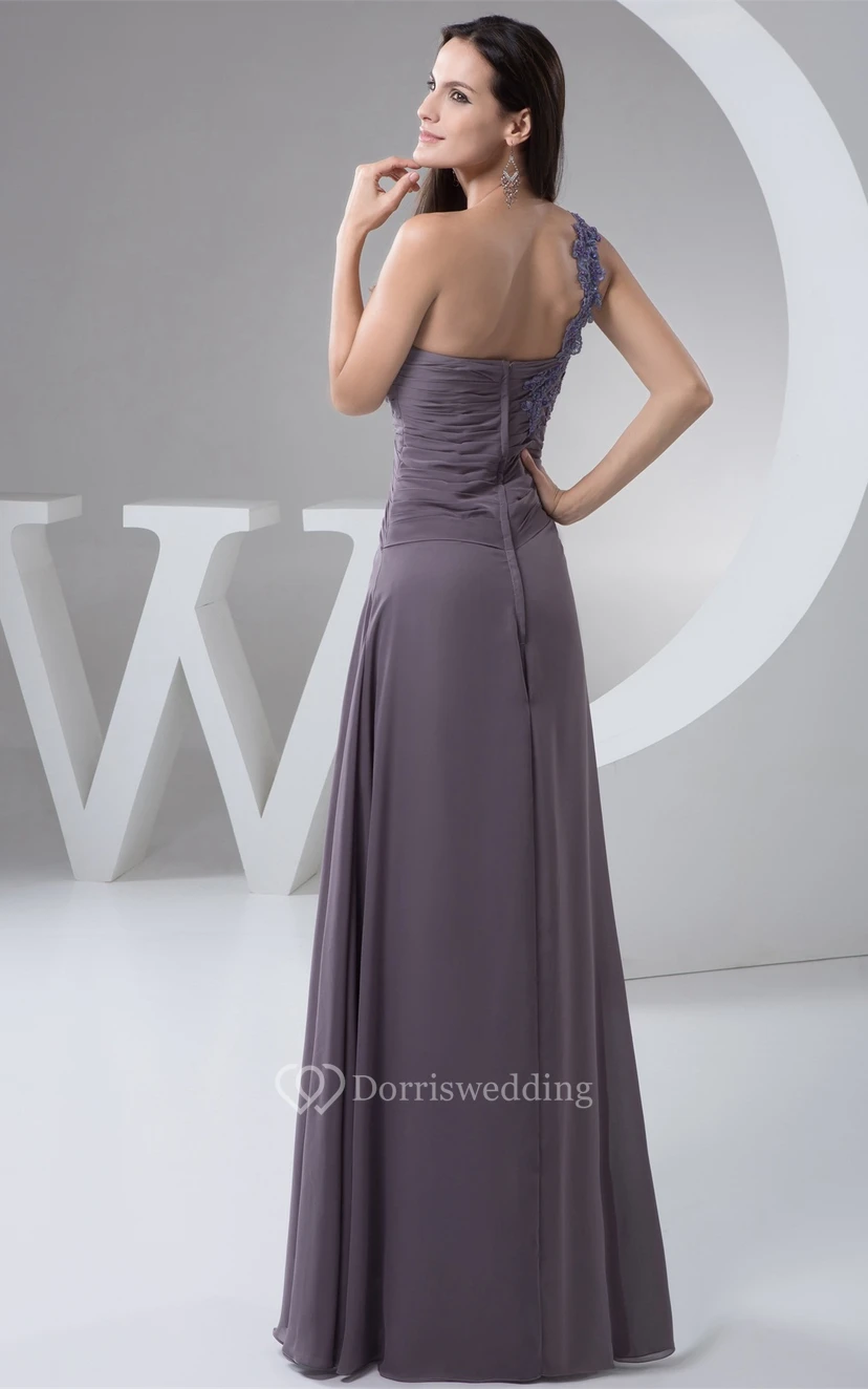 Trägerloses Etuikleid aus Chiffon mit Bolero und Spitze view 3