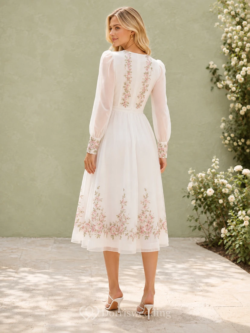 Weißes Chiffonkleid im Bohemian-Teegarten-Stil mit V-Ausschnitt, floraler Stickerei und langen Ärmeln view 2