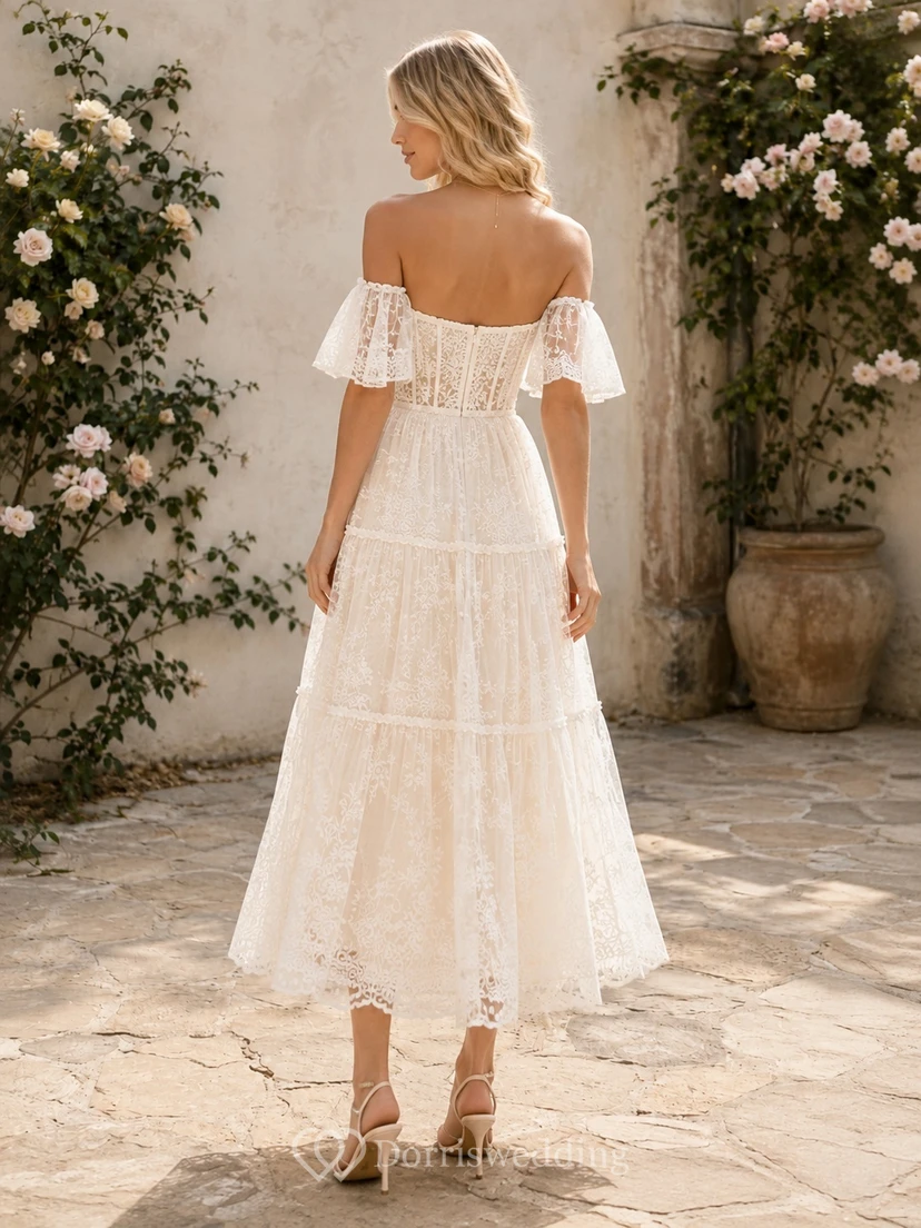 Bohemianisches schulterfreies Brautkleid mit Spitzenbesatz, flatternden Ärmeln und A-Linien-Schnitt in Teelänge view 2