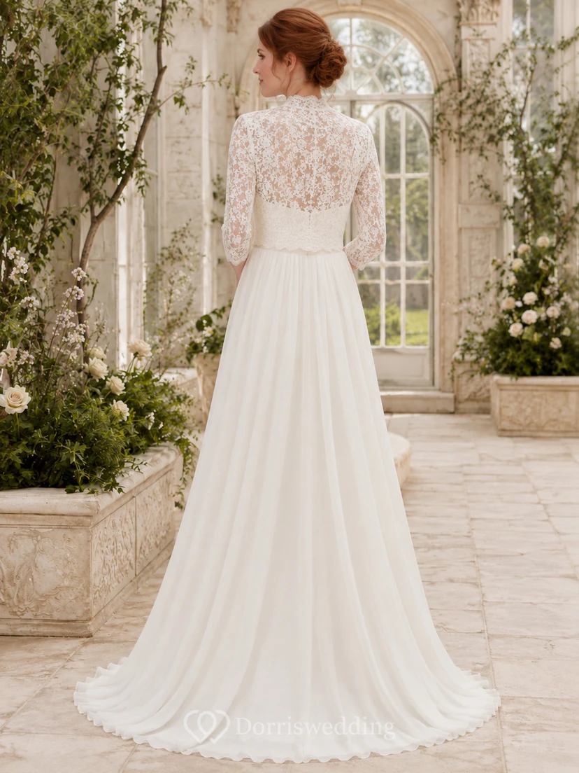 Robe de mariée en mousseline et dentelle, coupe trapèze, col rond, manches longues et traîne. view 2