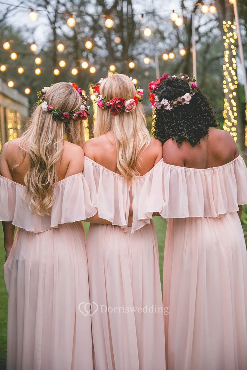 Bezauberndes, plissiertes, schulterfreies Chiffon-Brautjungfernkleid mit Raffungen view 3