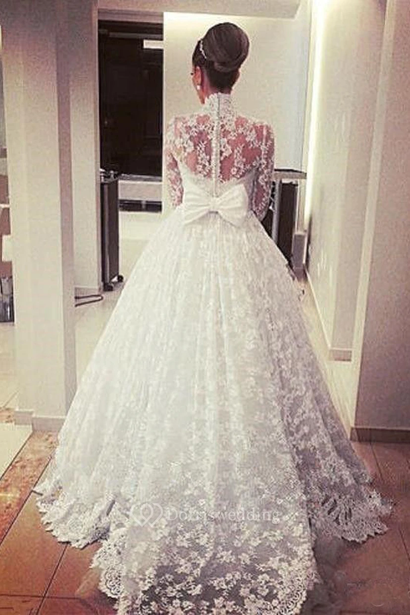 Vestido de novia de encaje con cuello alto, corte en A, estilo princesa modesta, apliques y mangas largas view 4