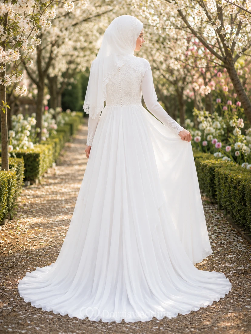 Vestido de novia musulmán modesto de gasa y encaje con corte en A y cola de jardín. view 2