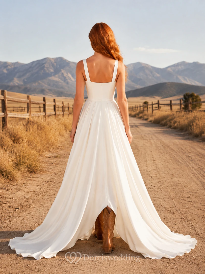 Robe de mariée de maternité à col montant et manches longues en dentelle, style vintage, en tulle. view 2