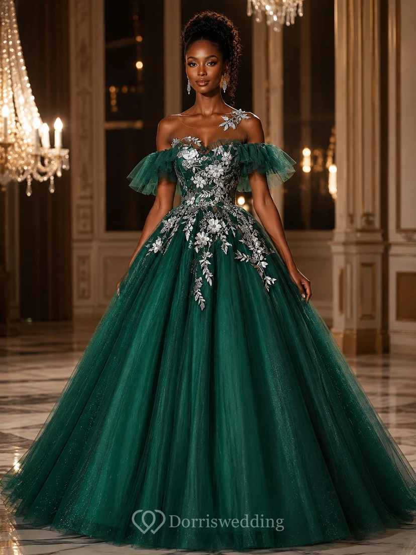 Robe de bal brodée vert clair à épaules dénudées view 5