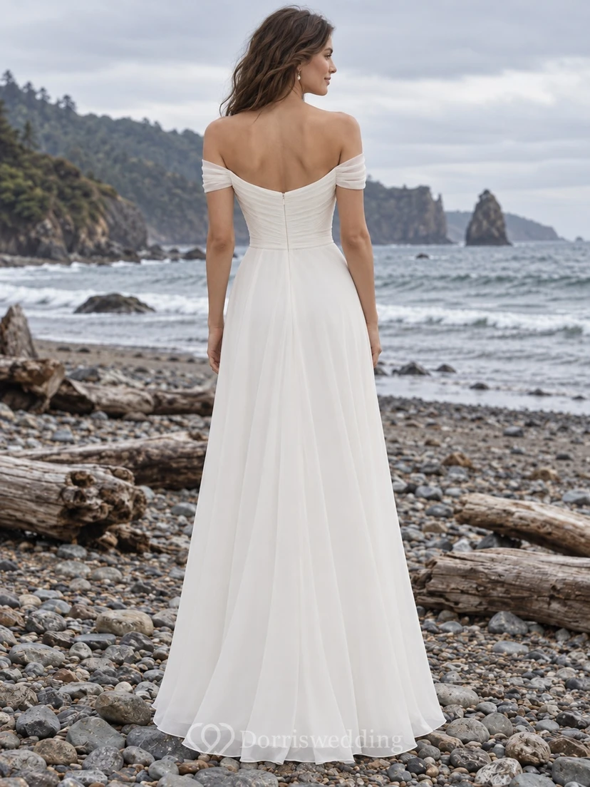 Vestido de novia sencillo de gasa con escote Bardot, corte en A, corpiño fruncido y falda larga hasta el suelo. view 2