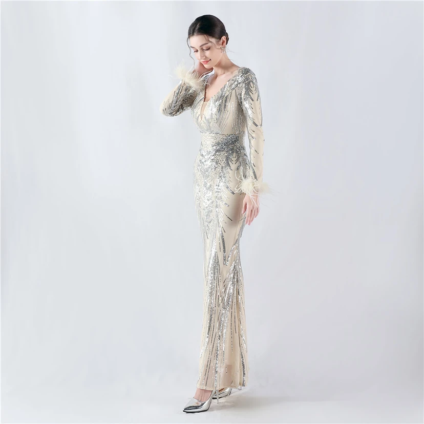 Robe de soirée haut de gamme ornée de perles florales fixes et de poils d'autruche, hôte de la réunion annuelle d'hiver view 3