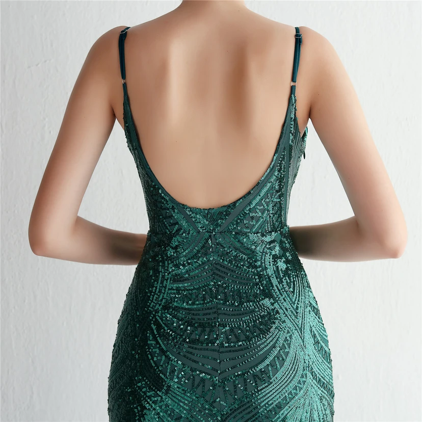 Vestido largo de noche con lentejuelas y tirantes de flores, ajustado, elegante y de estilo sofisticado. view 62