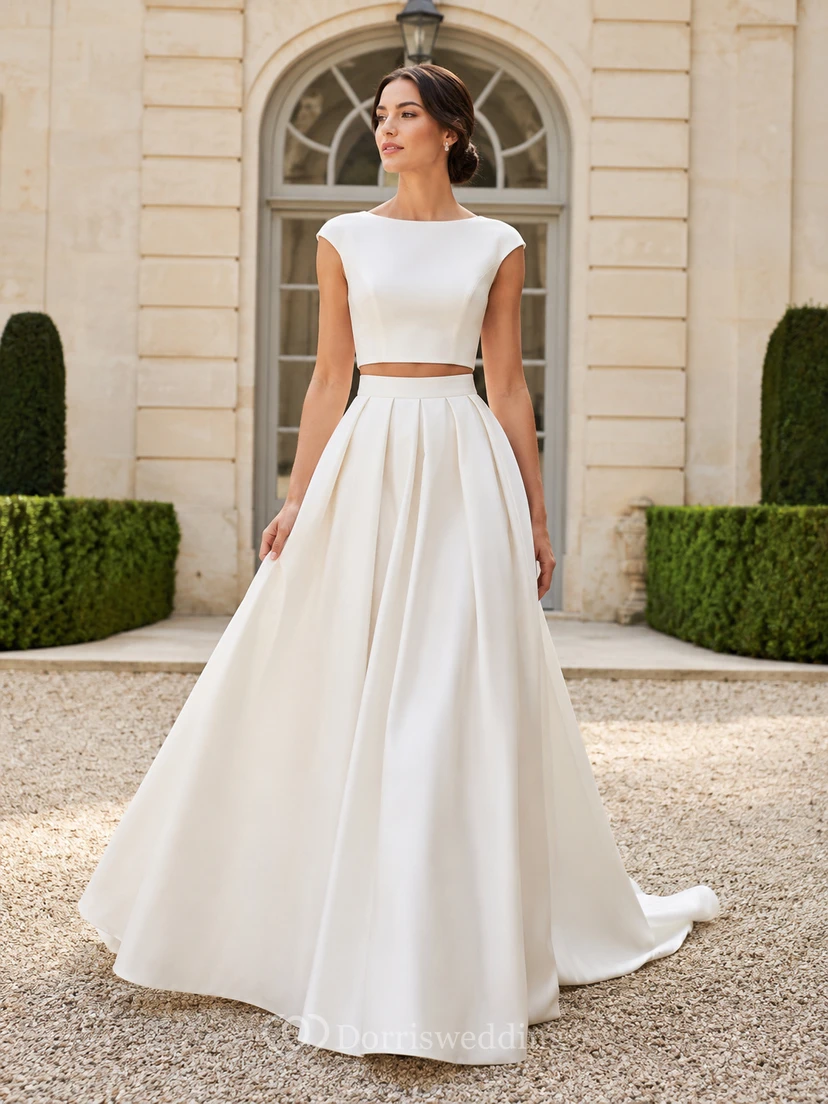 Robe deux pièces à jupe plissée style bateau, style cour européenne