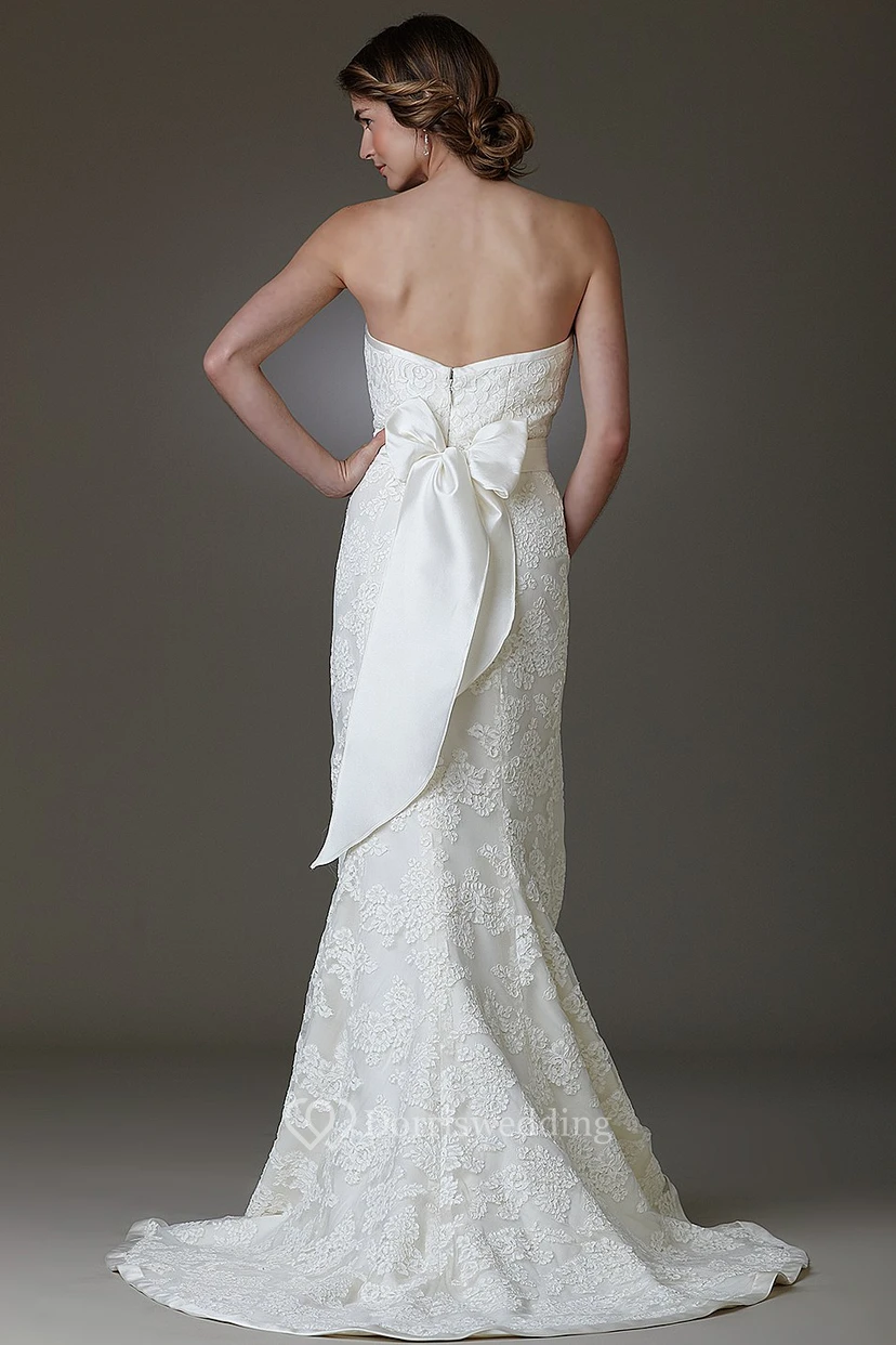 Sheath Strapless Lace Wedding Dress With Bow view 2