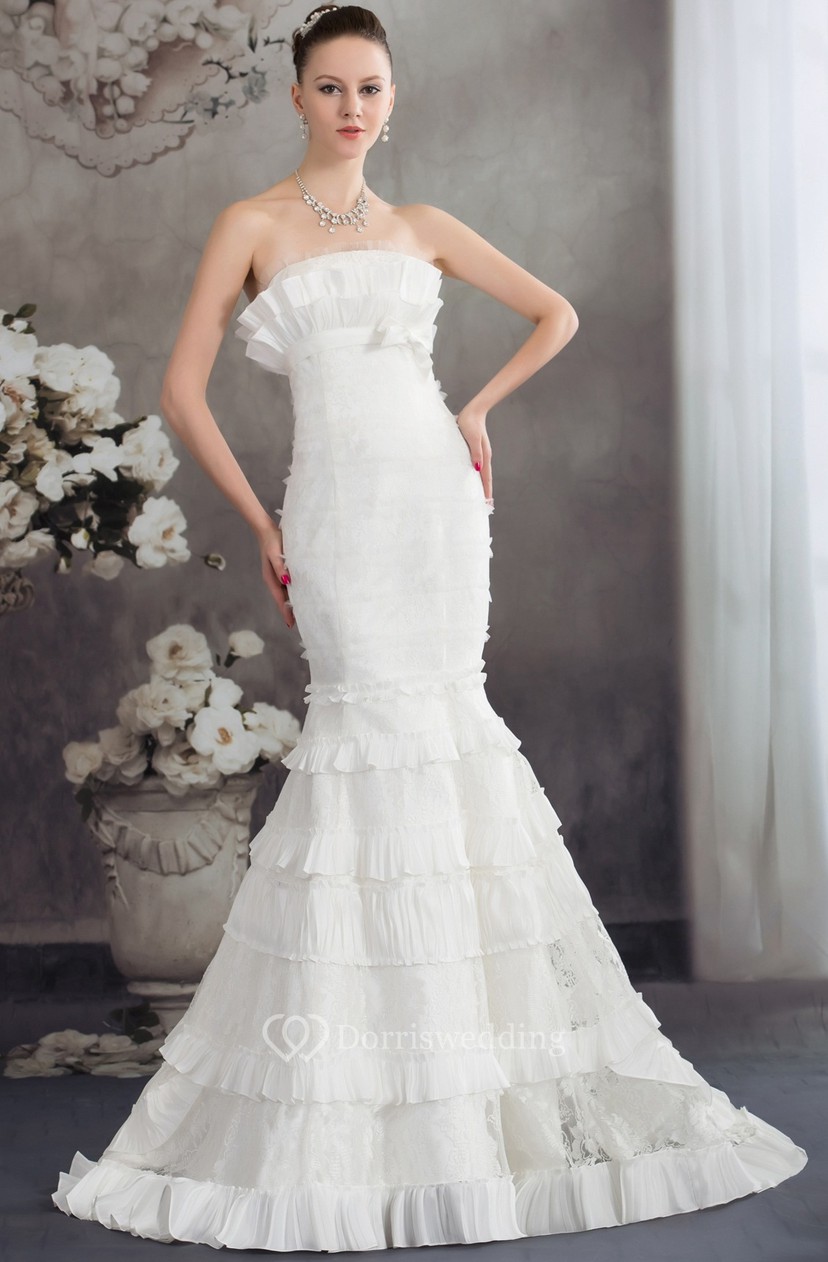 Sleeveless Appliqued Ruched Dress With Trumpet Silhouette Dorris