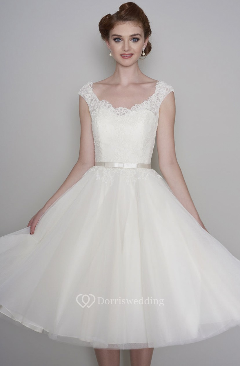 Lace Vintage Cap Sleeve Tea Length V Neck Tulle Wedding Dress With