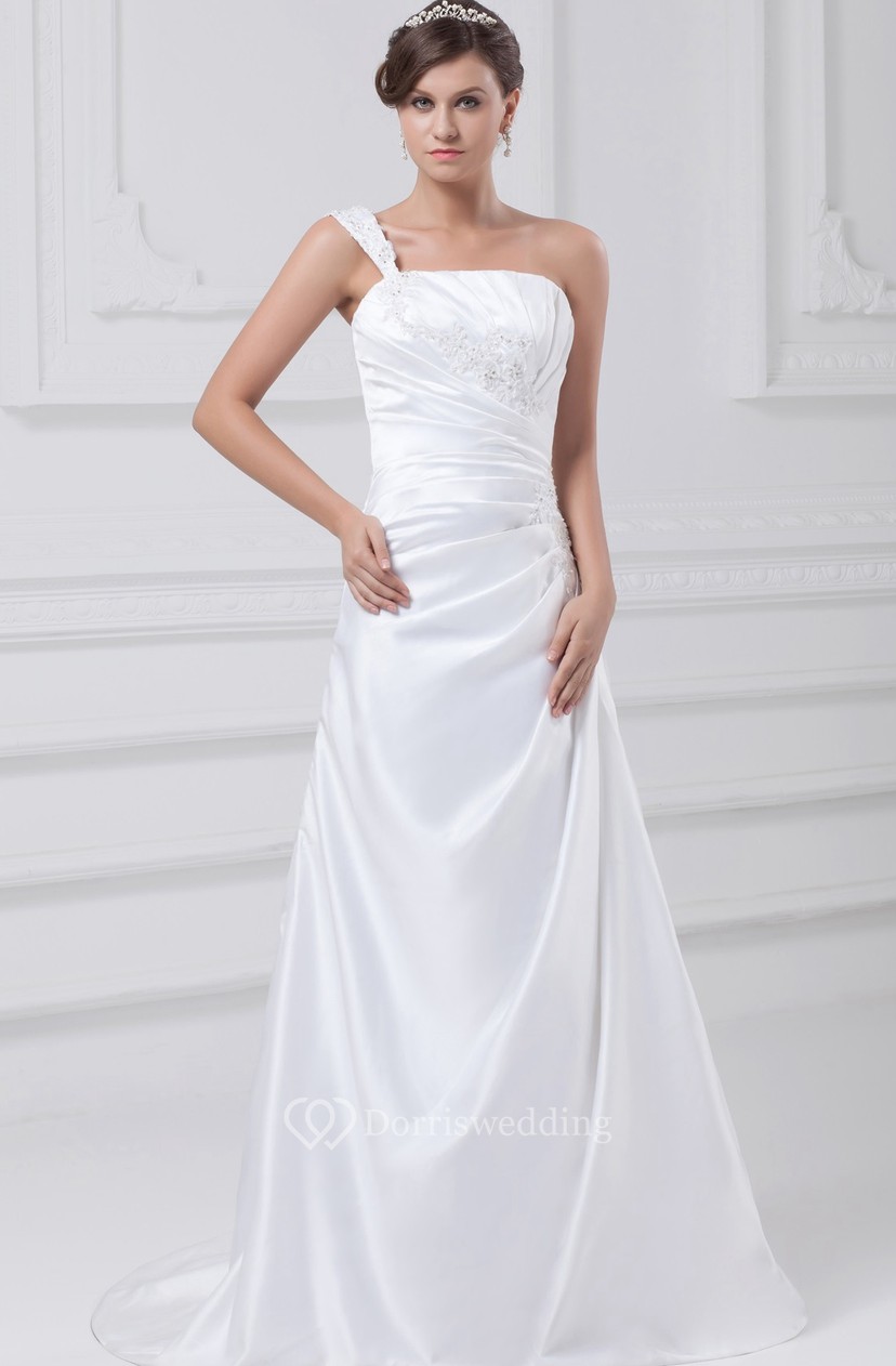 Sleeveless A Line Side Ruched Single Strap And Gown With Lace