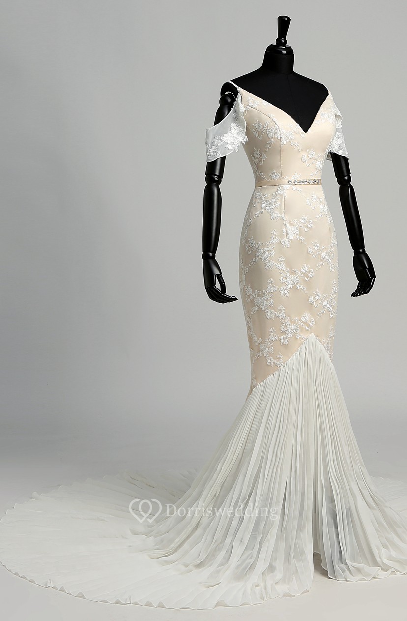 Mermaid Trumpet Celebrity T Shirt Short Sleeve Wedding Dress
