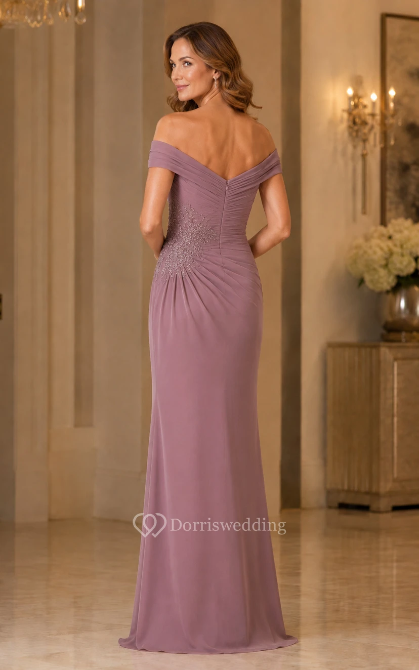 Robe fourreau mauve à épaules dénudées, corsage froncé et taille drapée view 2