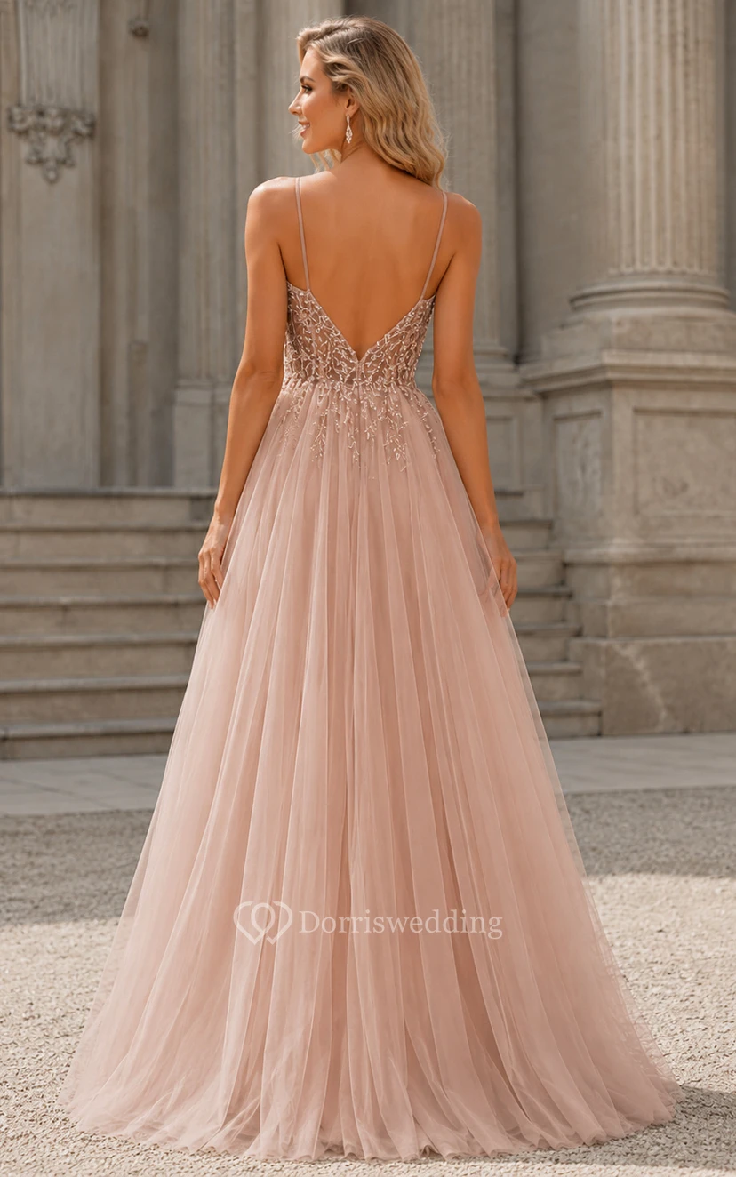 Robe de bal décontractée à bretelles spaghetti, coupe empire, en tulle plissé et haut orné de perles view 2