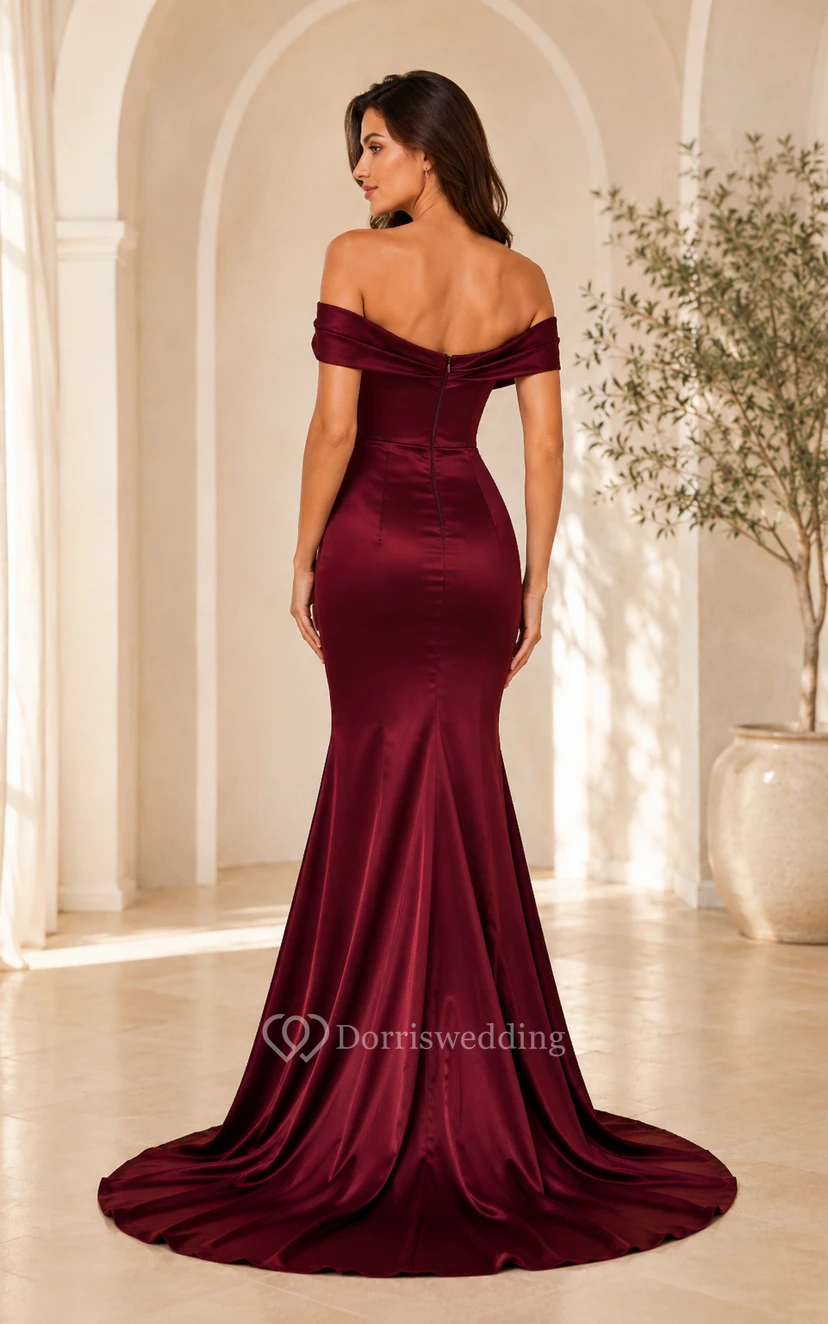 Robe sirène bordeaux en satin à épaules dénudées et bustier en forme de cœur view 2