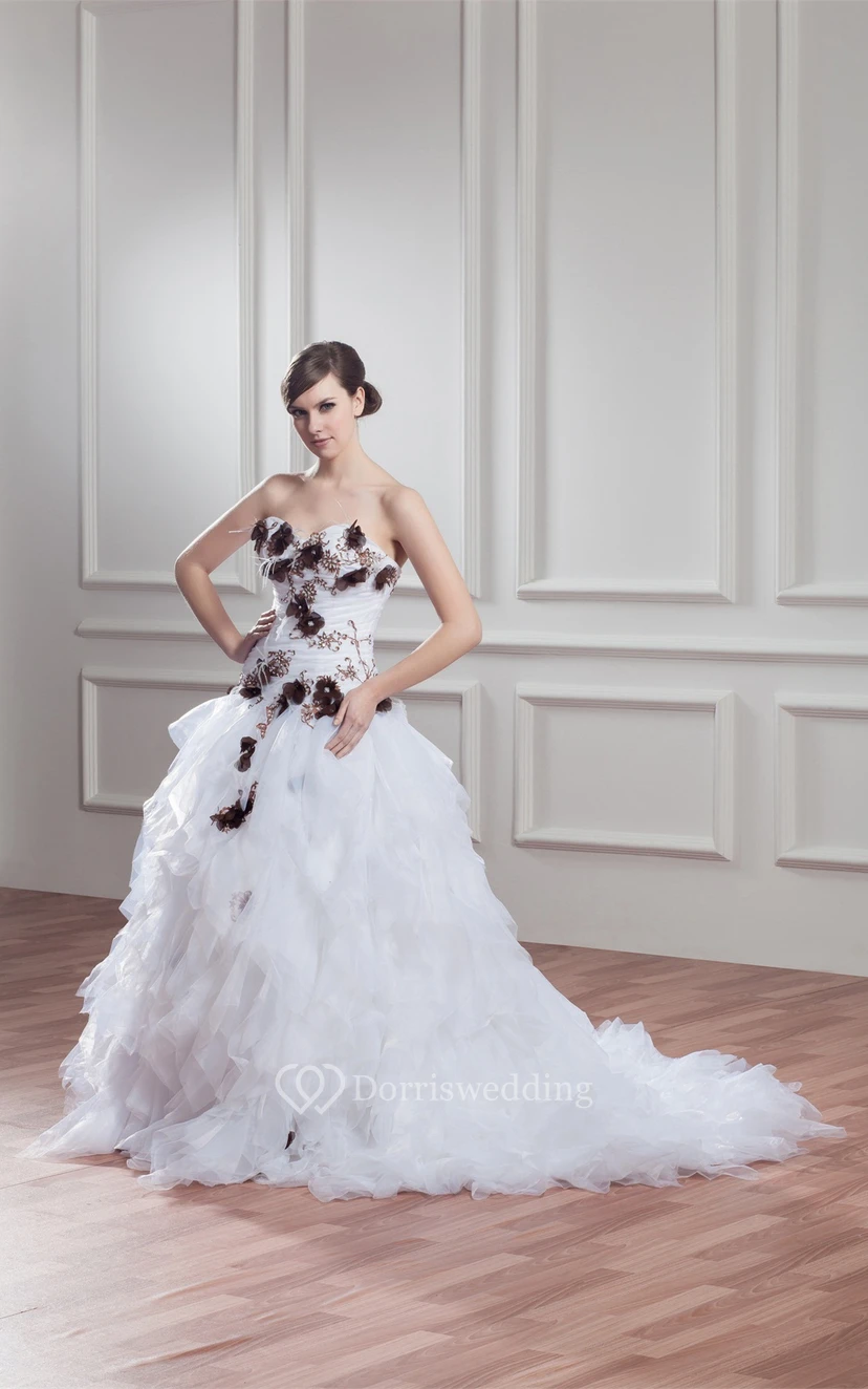Sweetheart Tiered A-Line Criss-Cross Lace and Dress With Flower view 5